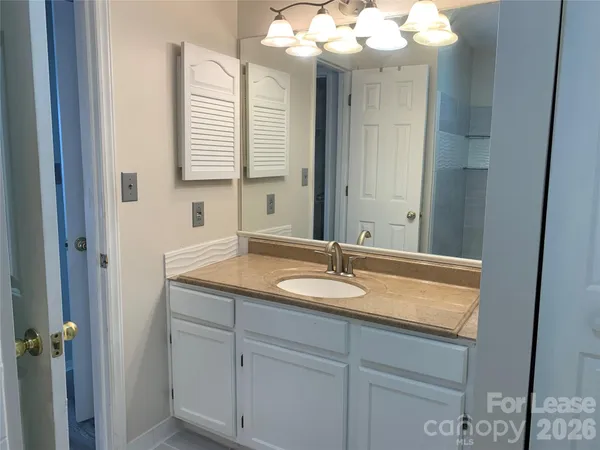 $2,400 | 912 Southwest Drive, Davidson, NC 28036
