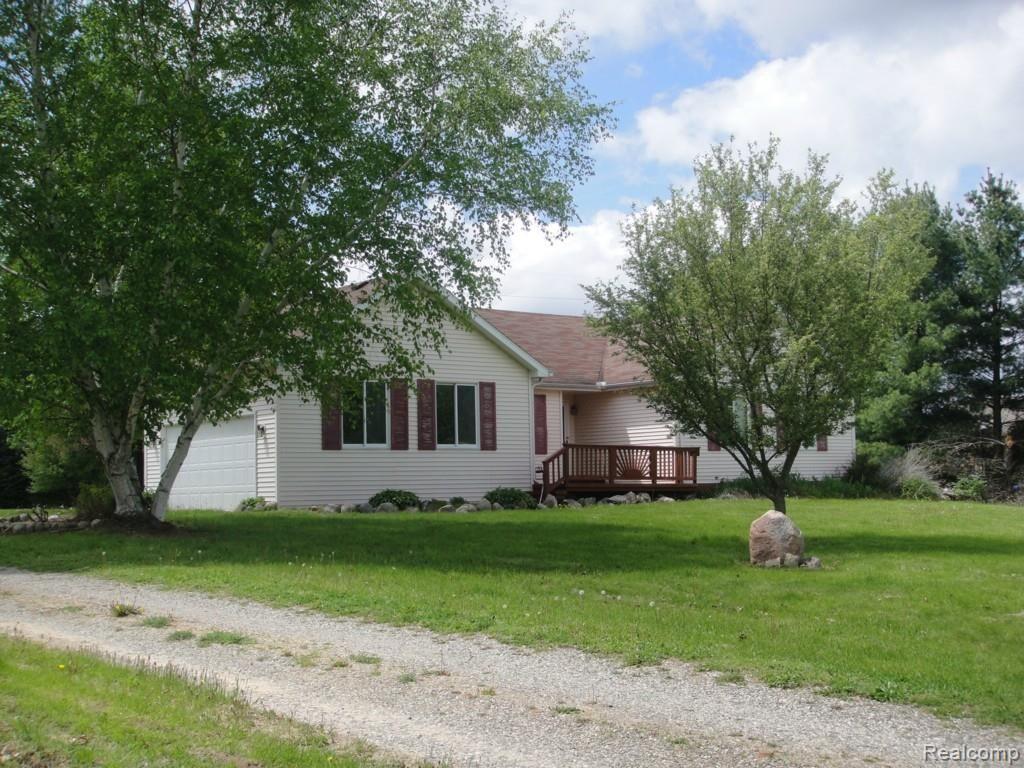 3366 Dutcher Road Howell, MI 48843 - Photo 1 of 20 Front.jpg