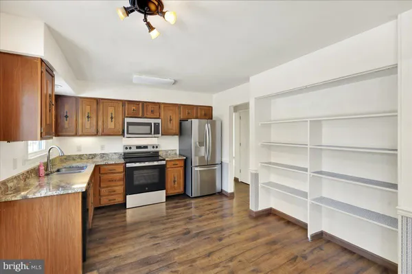 $385,000 | 2439 Cypress Drive, Lancaster, PA 17602