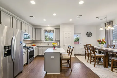 $399,000 | 221 Bonnet Boulevard, Georgetown, TX 78628