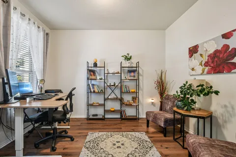 $399,000 | 221 Bonnet Boulevard, Georgetown, TX 78628