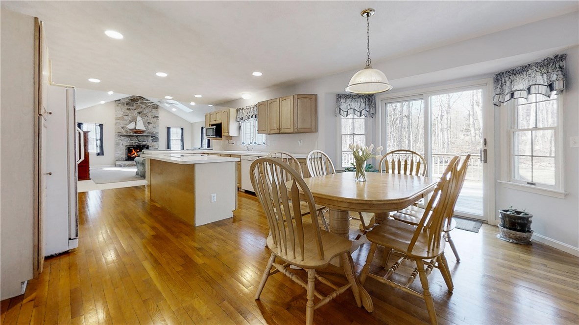 524 Wickham Road North Kingstown, RI 02852 - Photo 13 of 29 Gallery Image 13