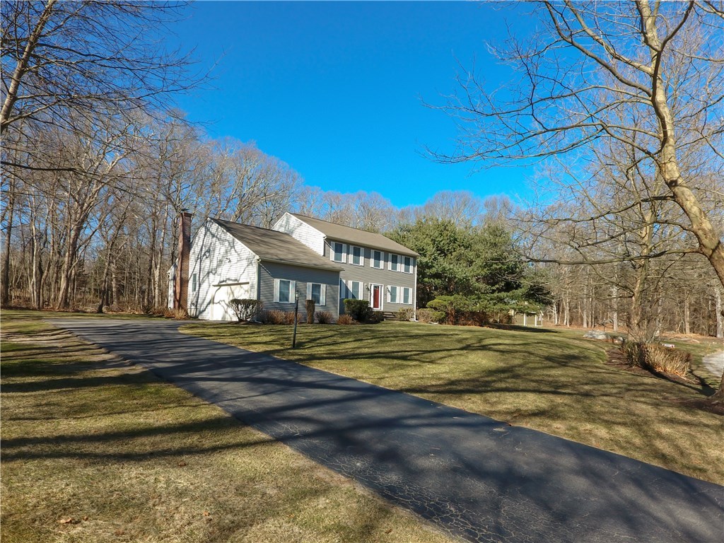 524 Wickham Road North Kingstown, RI 02852 - Photo 3 of 29 Gallery Image 3