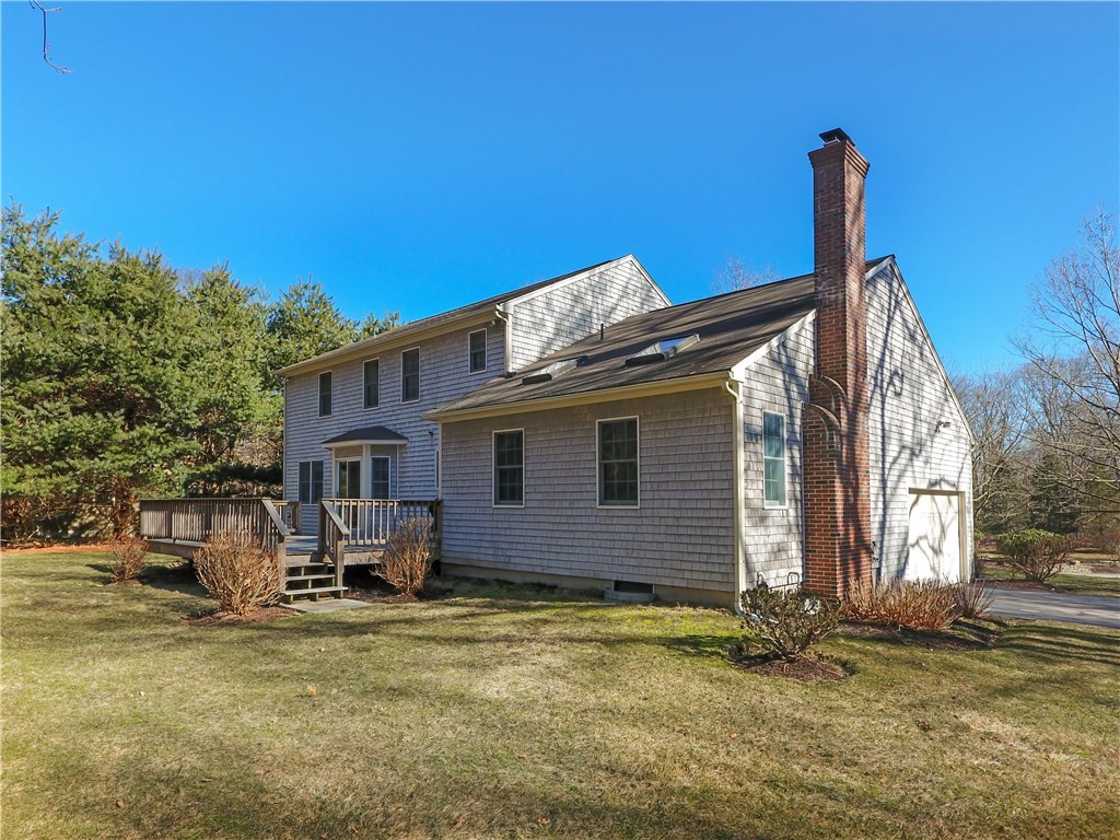 524 Wickham Road North Kingstown, RI 02852 - Photo 4 of 29 Gallery Image 4