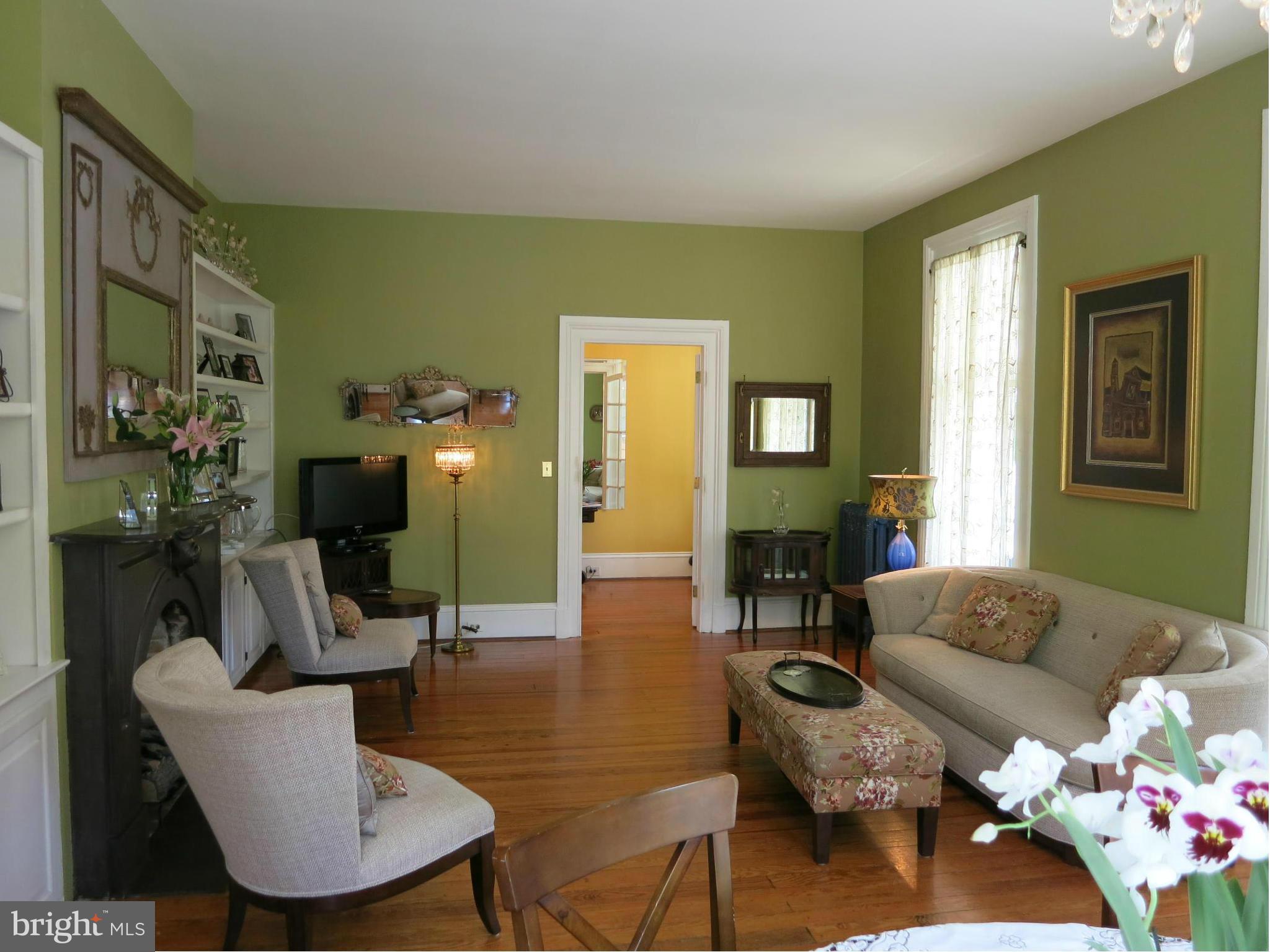 3802 Church Road Ellicott City, MD 21043 - Photo 8 of 30 Living Room