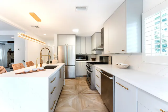 $2,250,000 | 921 Ortega Road, West Palm Beach, FL 33405