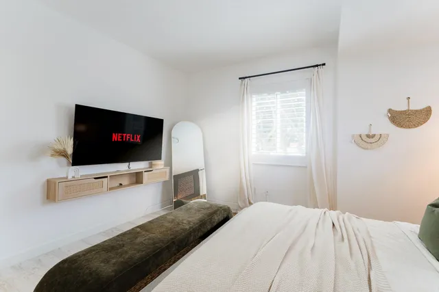 $2,250,000 | 921 Ortega Road, West Palm Beach, FL 33405