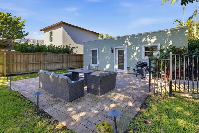 $2,250,000 | 921 Ortega Road, West Palm Beach, FL 33405