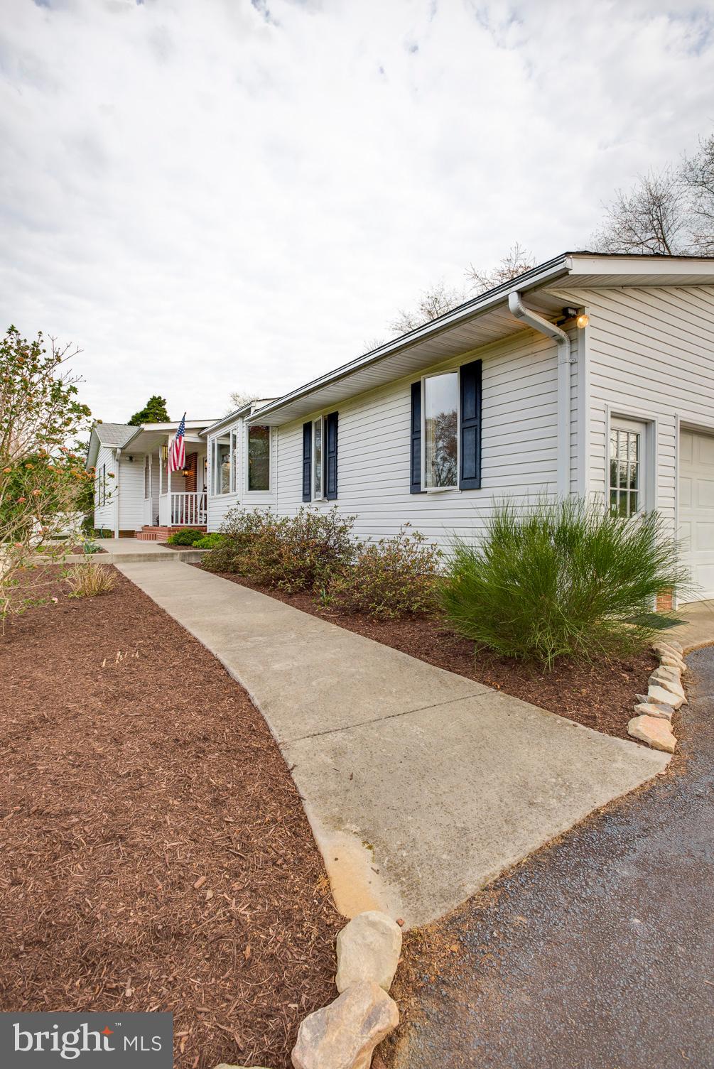 8564 Opal Road Warrenton, VA 20186 - Photo 40 of 42 Gallery Image 40
