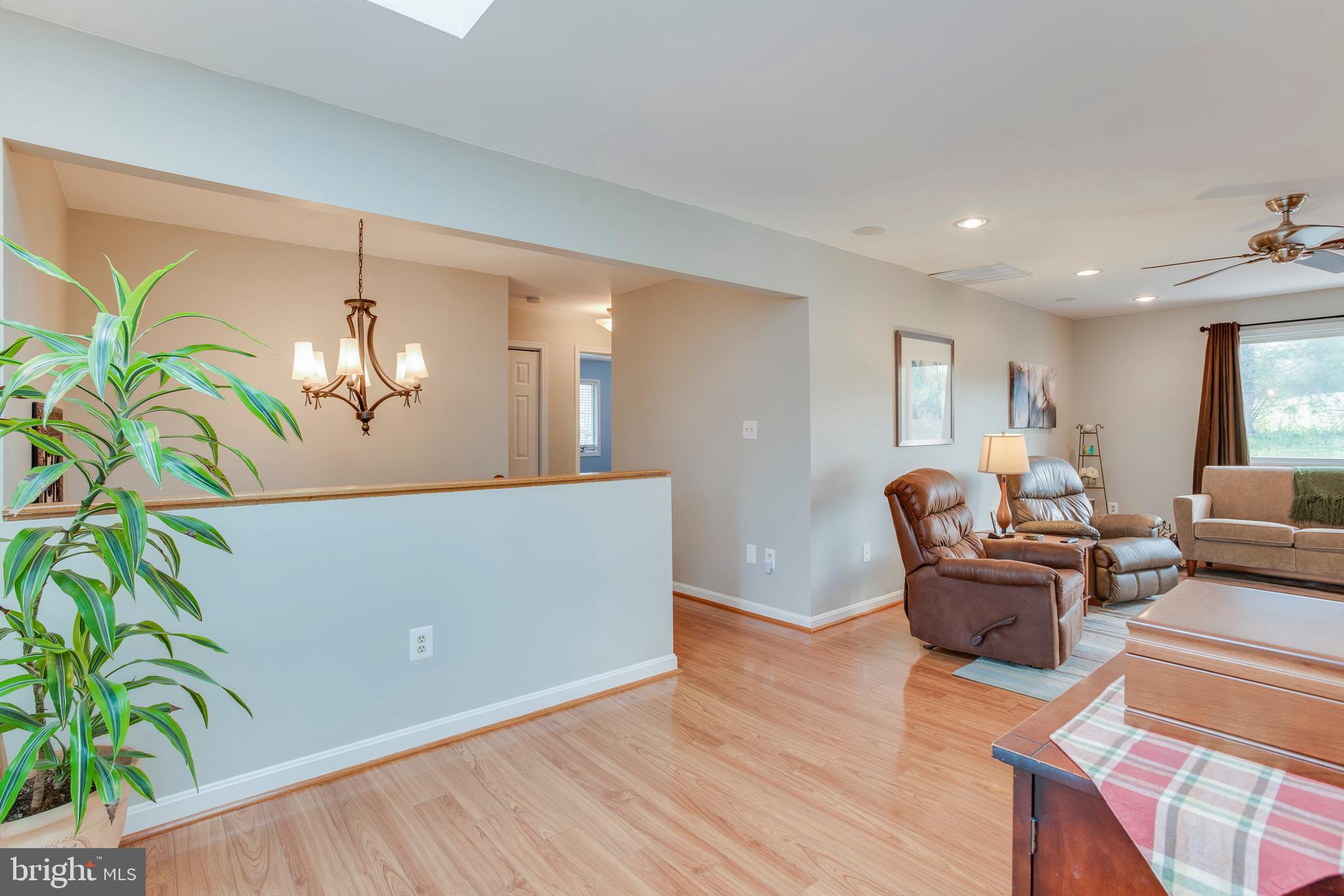 8564 Opal Road Warrenton, VA 20186 - Photo 6 of 42 View from the Foyer