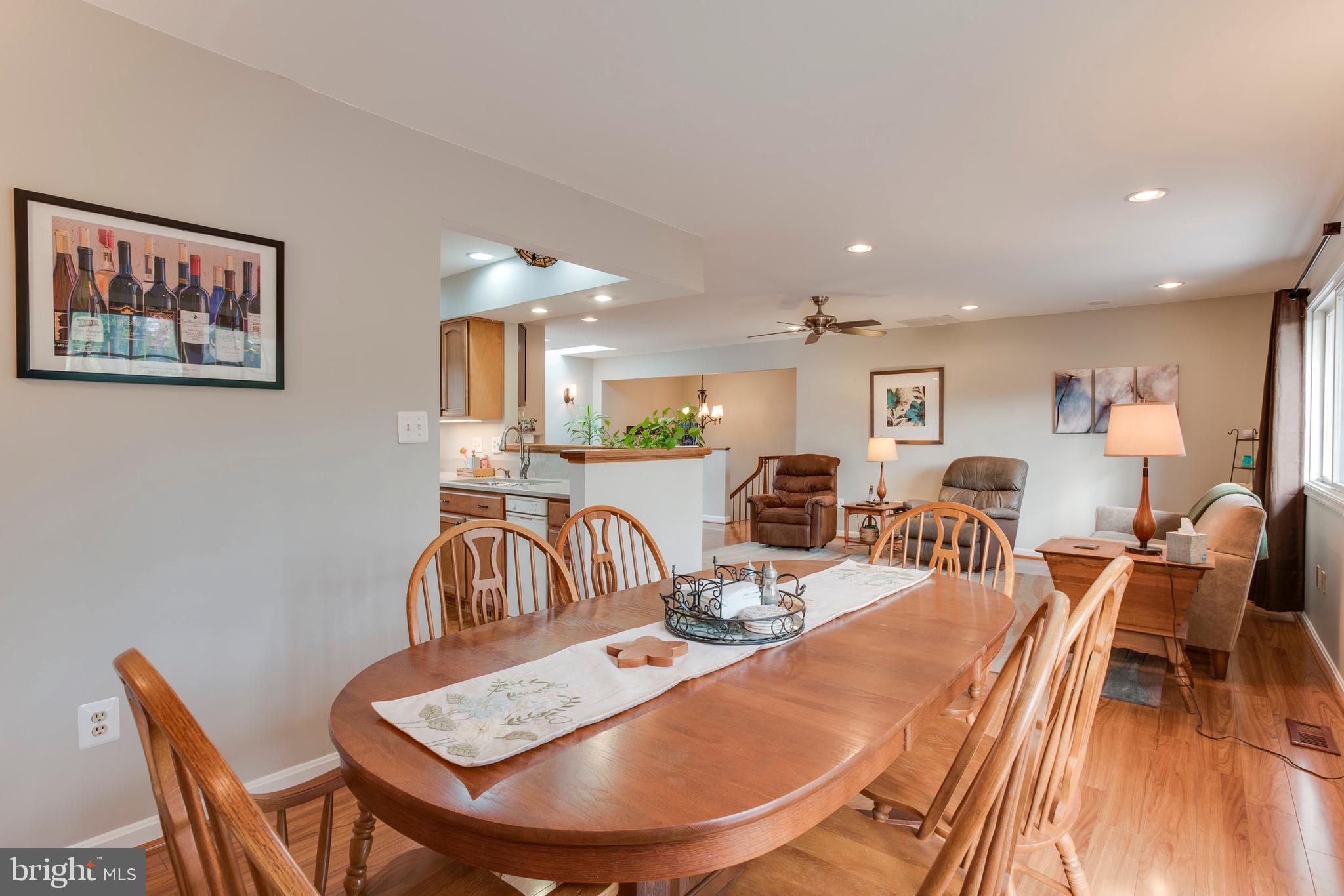 8564 Opal Road Warrenton, VA 20186 - Photo 10 of 42 Dining
