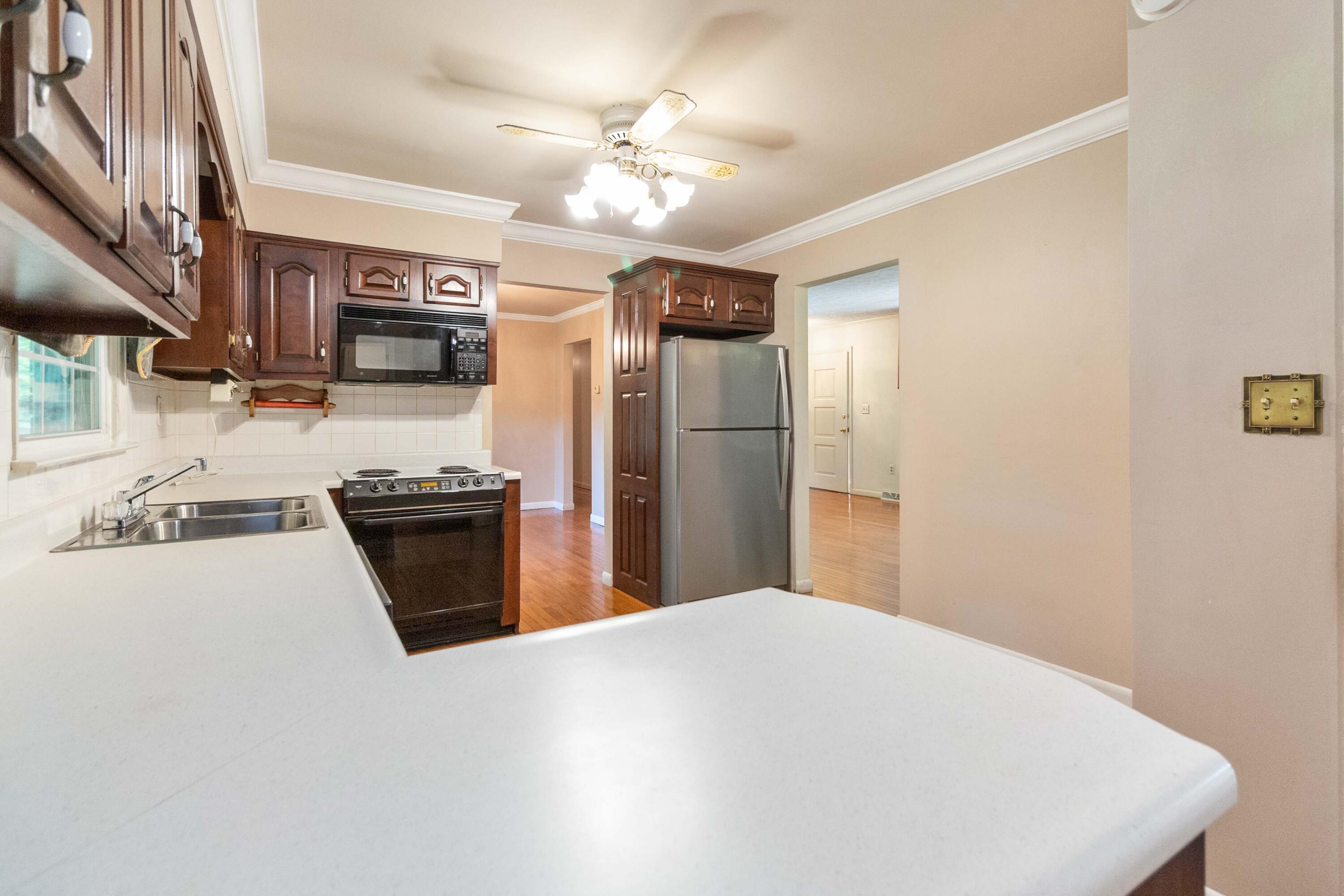 2385 5th St Road Corbin, KY 40701 - Photo 9 of 34 009