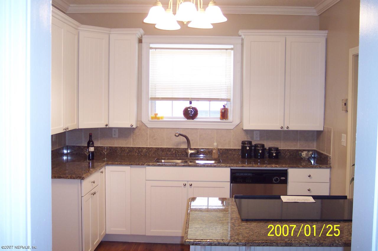 853 Old Hickory Road Jacksonville, FL 32207 - Photo 6 of 11 Kitchen
