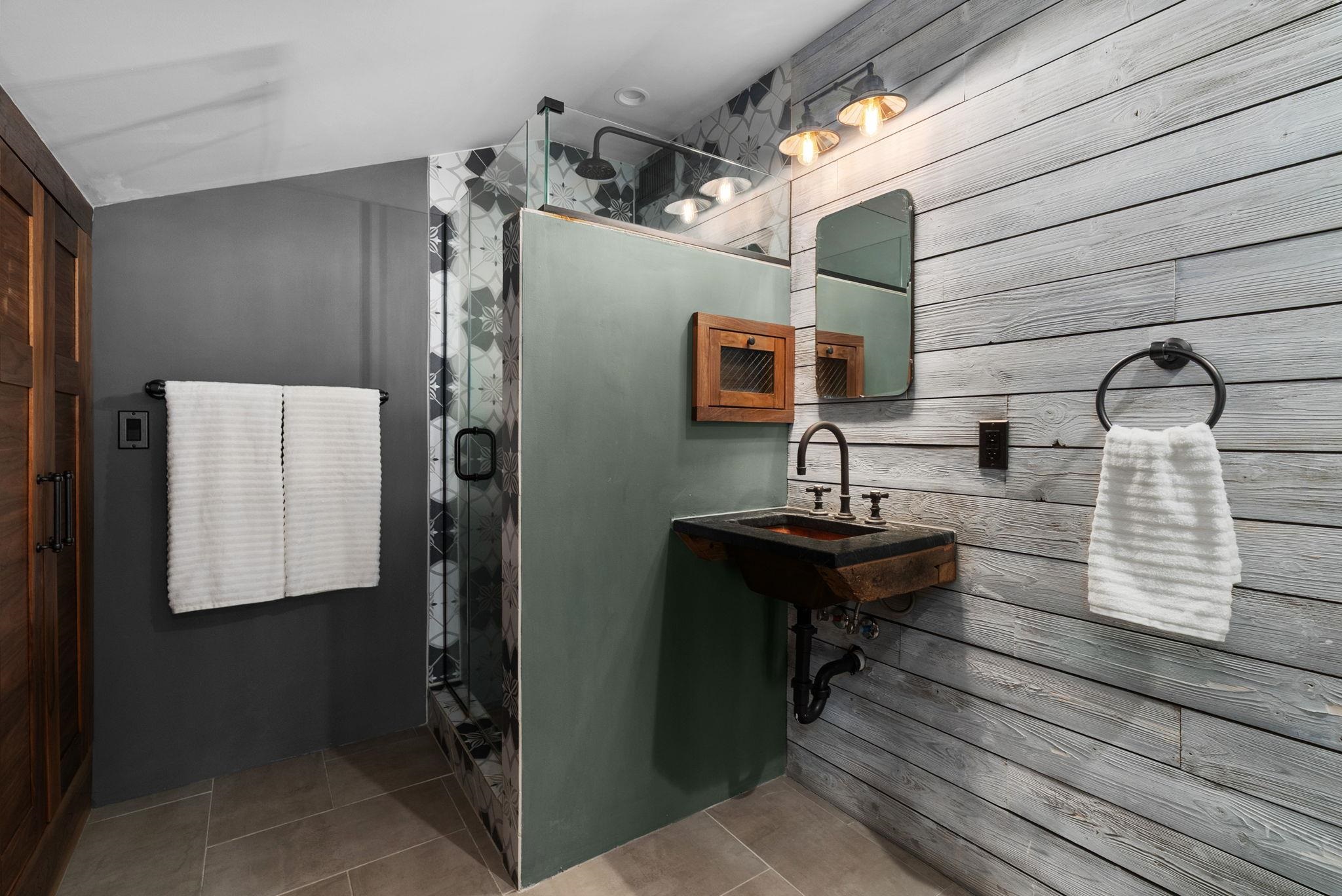 2557 Chamberlain Avenue Madison, WI 53705 - Photo 12 of 35