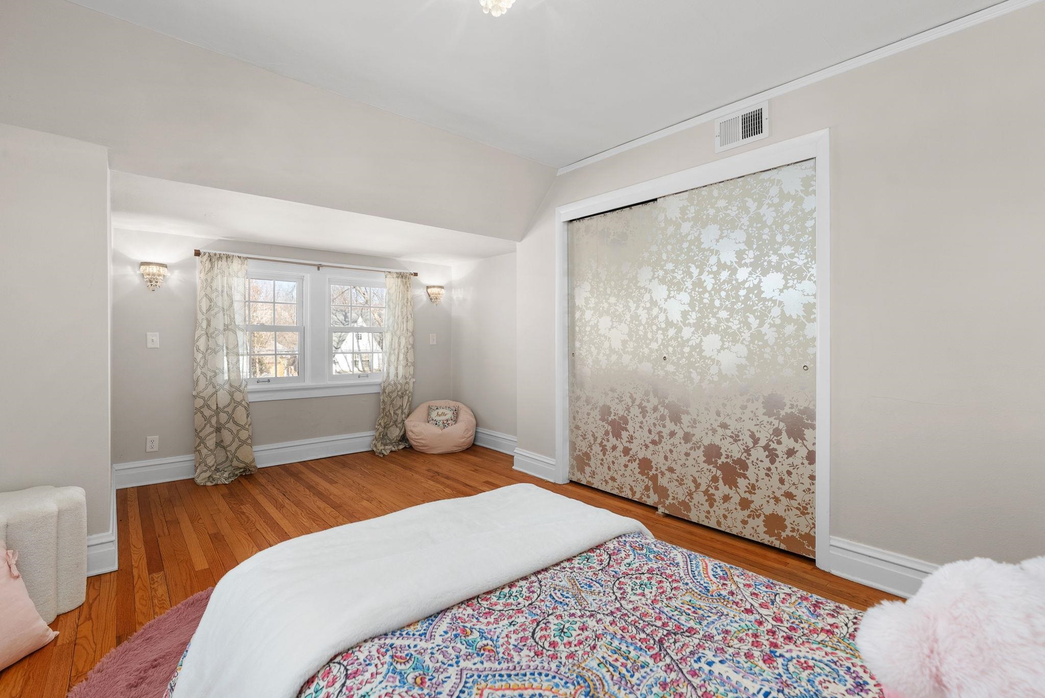 2557 Chamberlain Avenue Madison, WI 53705 - Photo 24 of 35