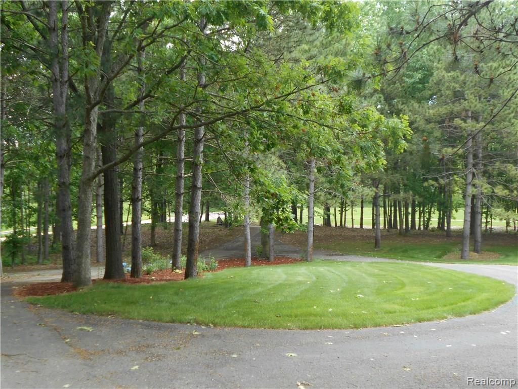 4273 Clyde Road Holly, MI 48442 - Photo 30 of 34 4273 Clyde_30.JPG