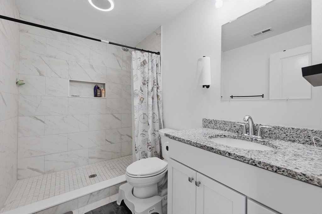 670 Burncoat Street, Unit A Worcester, MA 01606 - Photo 18 of 37