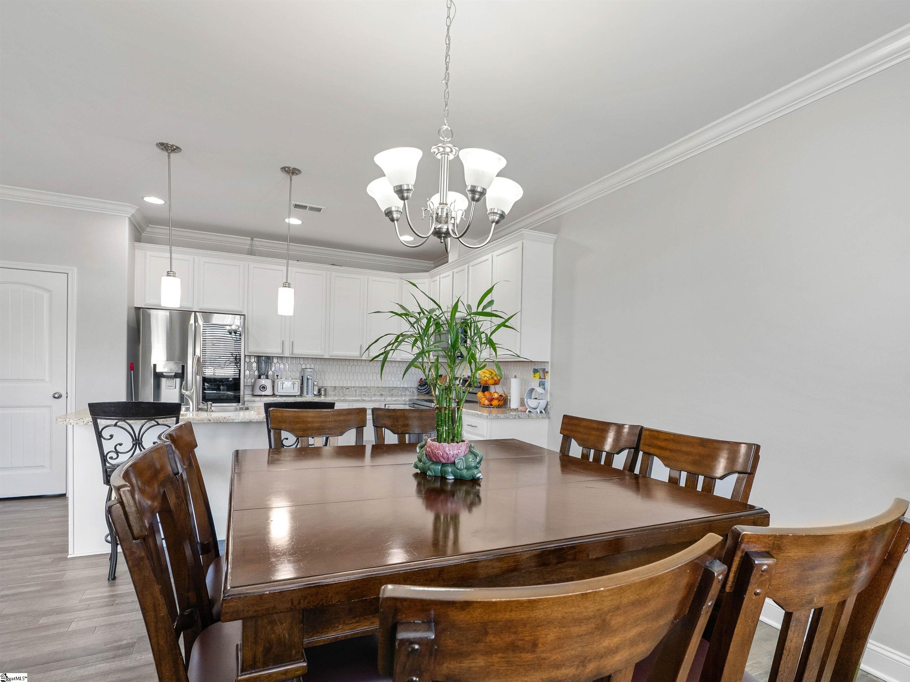 318 Barnhill Court Greenville, SC 29617 - Photo 16 of 47