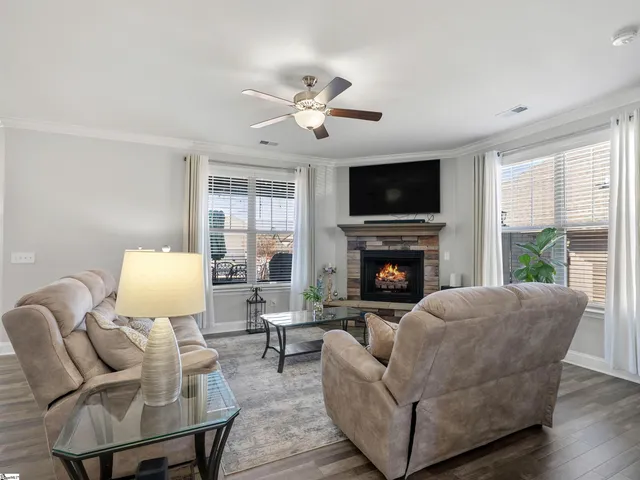 $340,000 | 318 Barnhill Court, Greenville, SC 29617