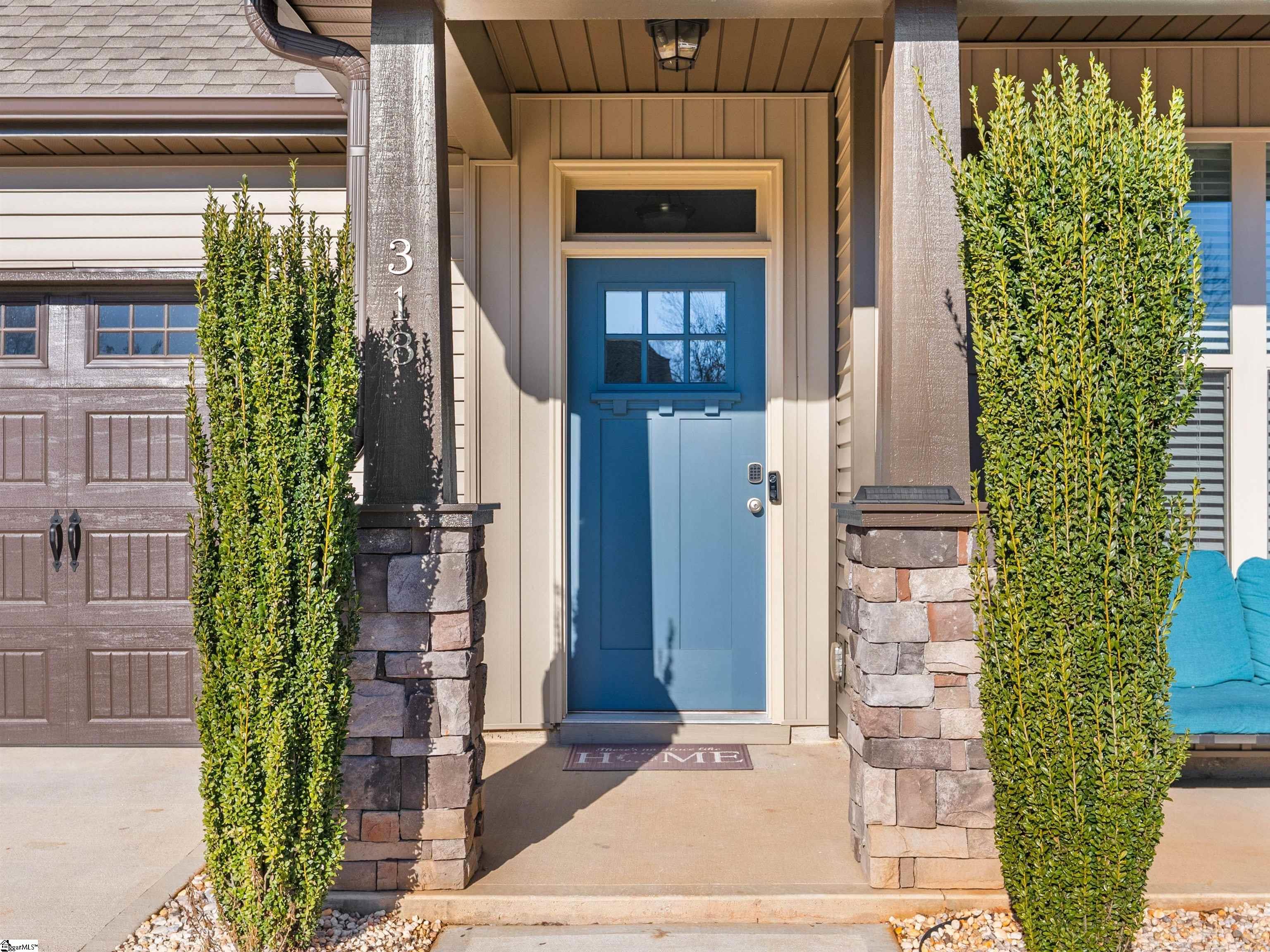 318 Barnhill Court Greenville, SC 29617 - Photo 2 of 47