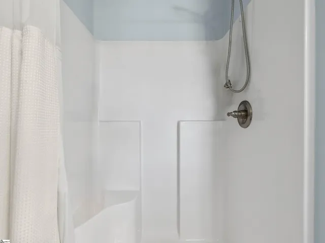 $340,000 | 318 Barnhill Court, Greenville, SC 29617