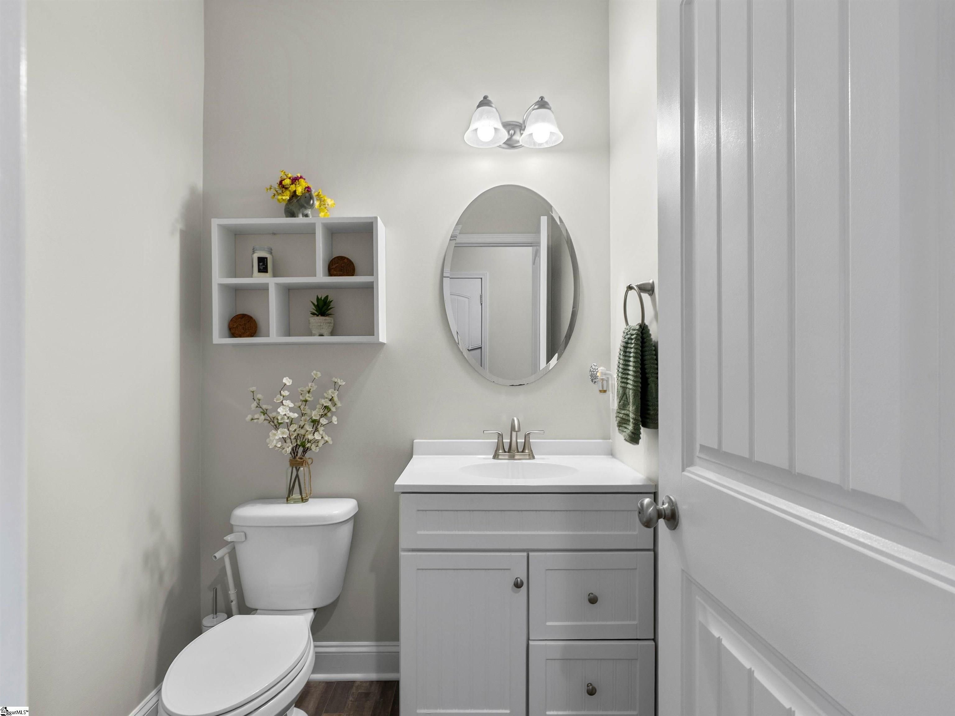 318 Barnhill Court Greenville, SC 29617 - Photo 6 of 47