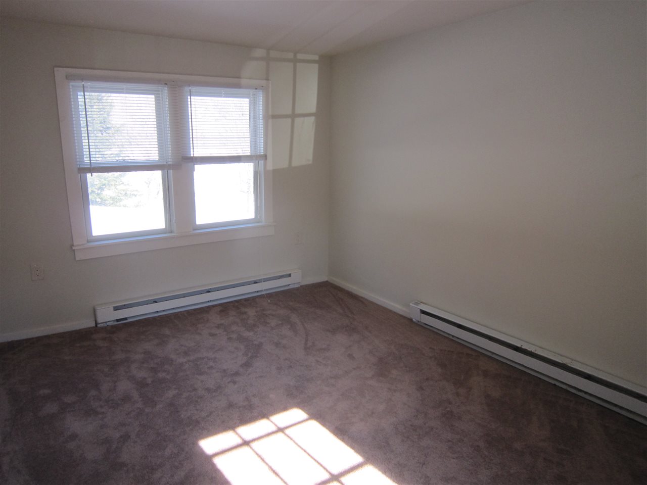 332 River Road Newfane, VT 05345 - Photo 14 of 32
