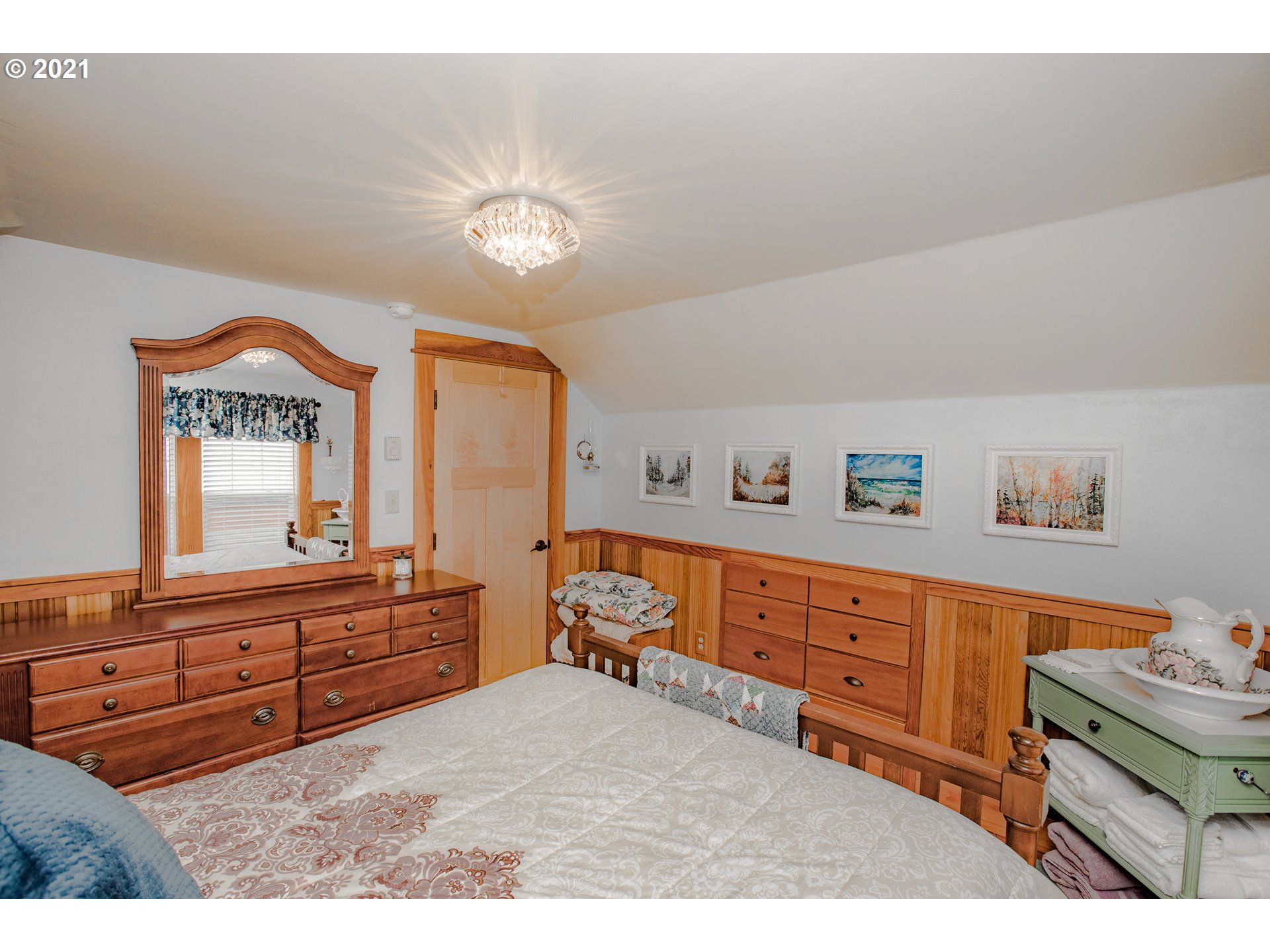 80299 Old Lorane Road Eugene, OR 97405 - Photo 17 of 30 Gallery Image 17