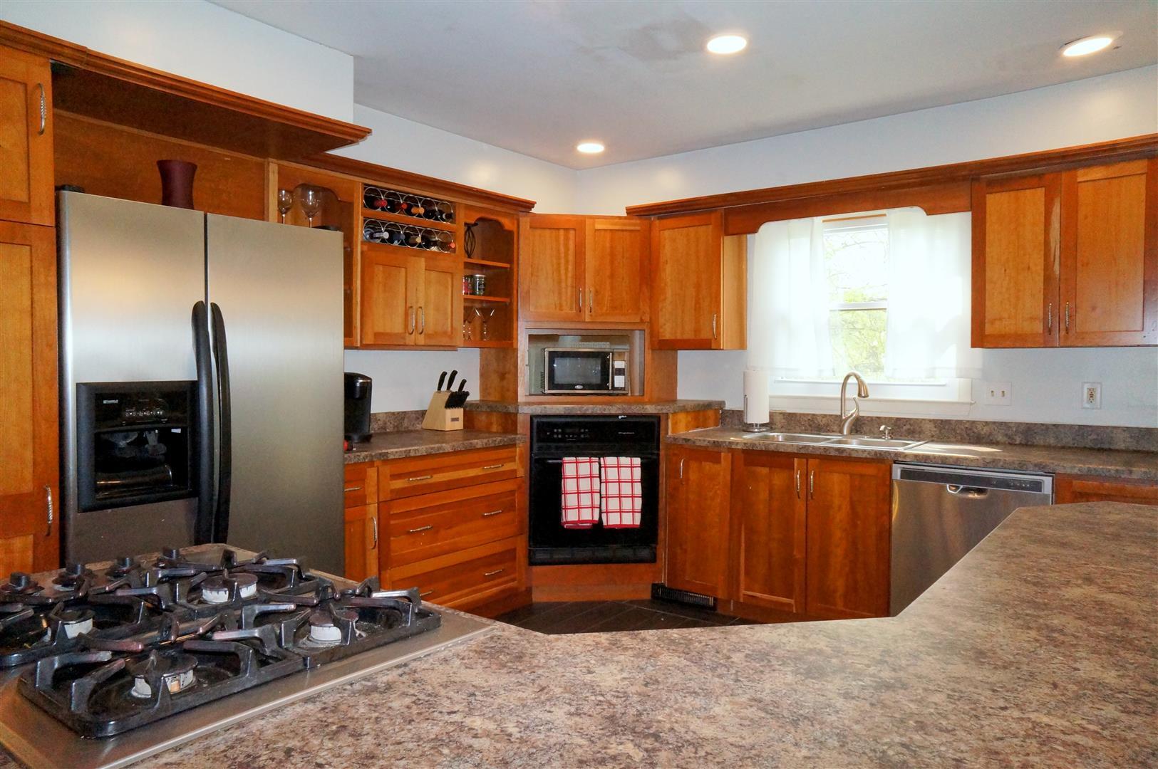 2791 Horton Road Jackson, MI 49203 - Photo 7 of 35 7KITCHEN3 (Large)
