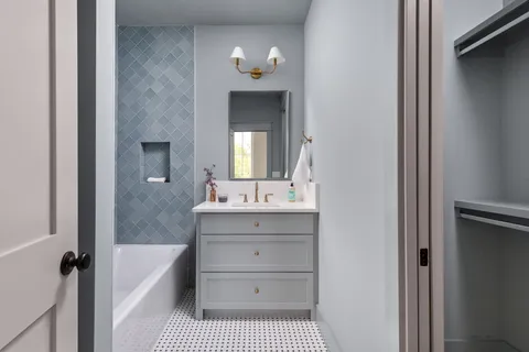 $899,950 | 2503 East 18th Street, Austin, TX 78702