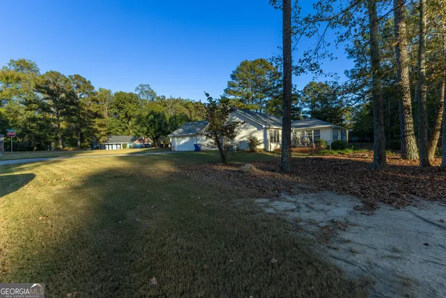 $285,000 | 10990 Clearwater Drive, Hampton, GA 30228