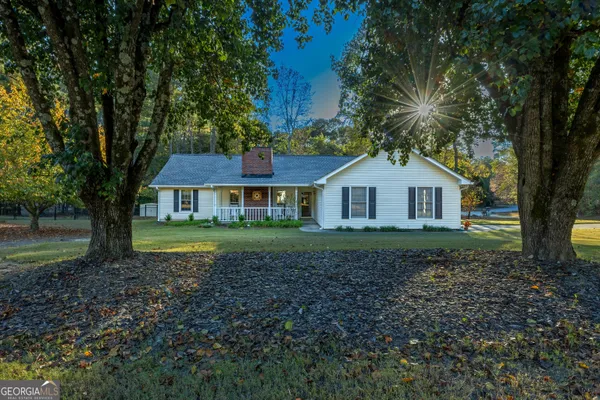 $275,000 | 10990 Clearwater Drive, Hampton, GA 30228