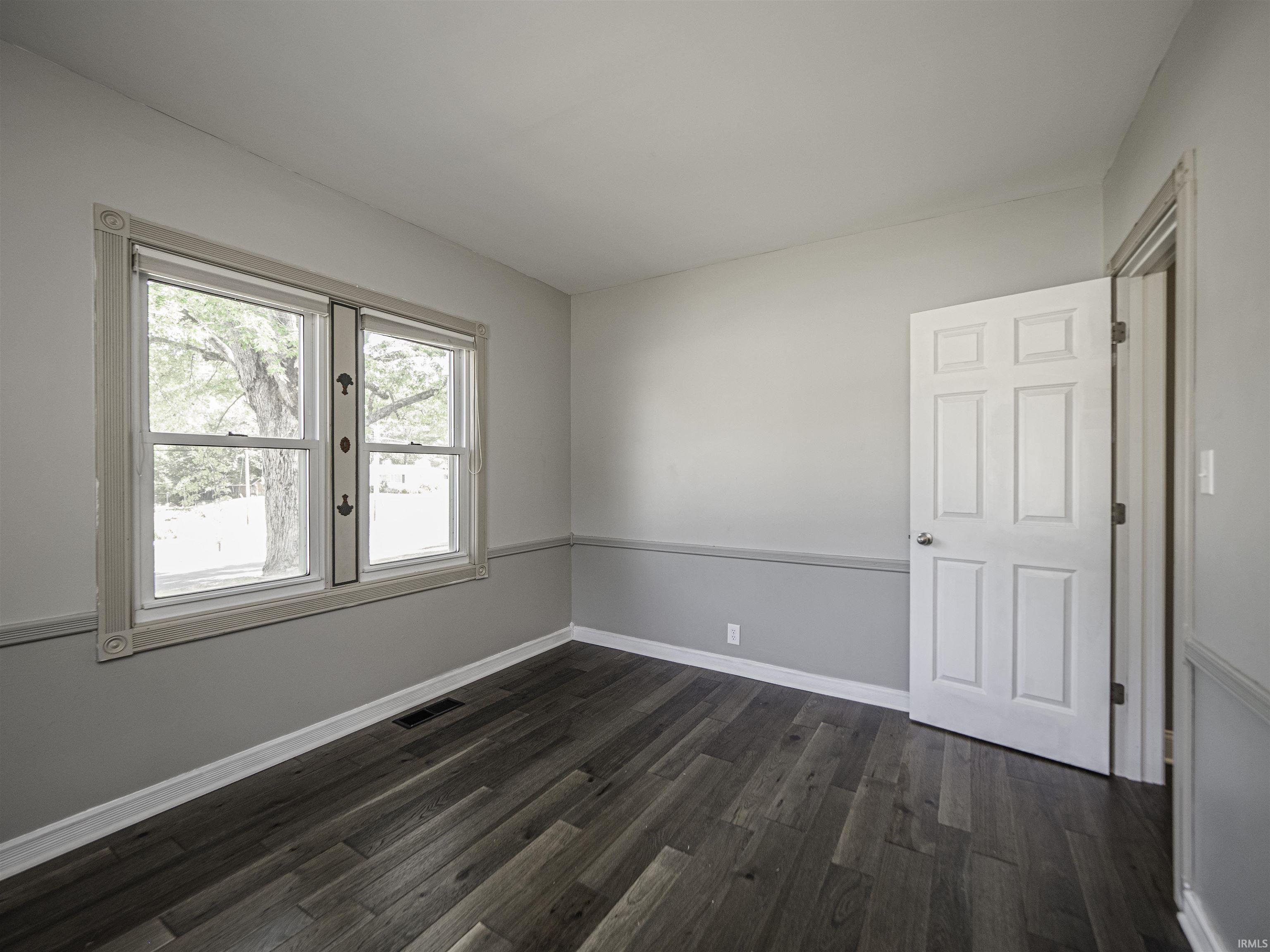 2722 North Red Bank Road Evansville, IN 47720 - Photo 14 of 36 Gallery Image 14