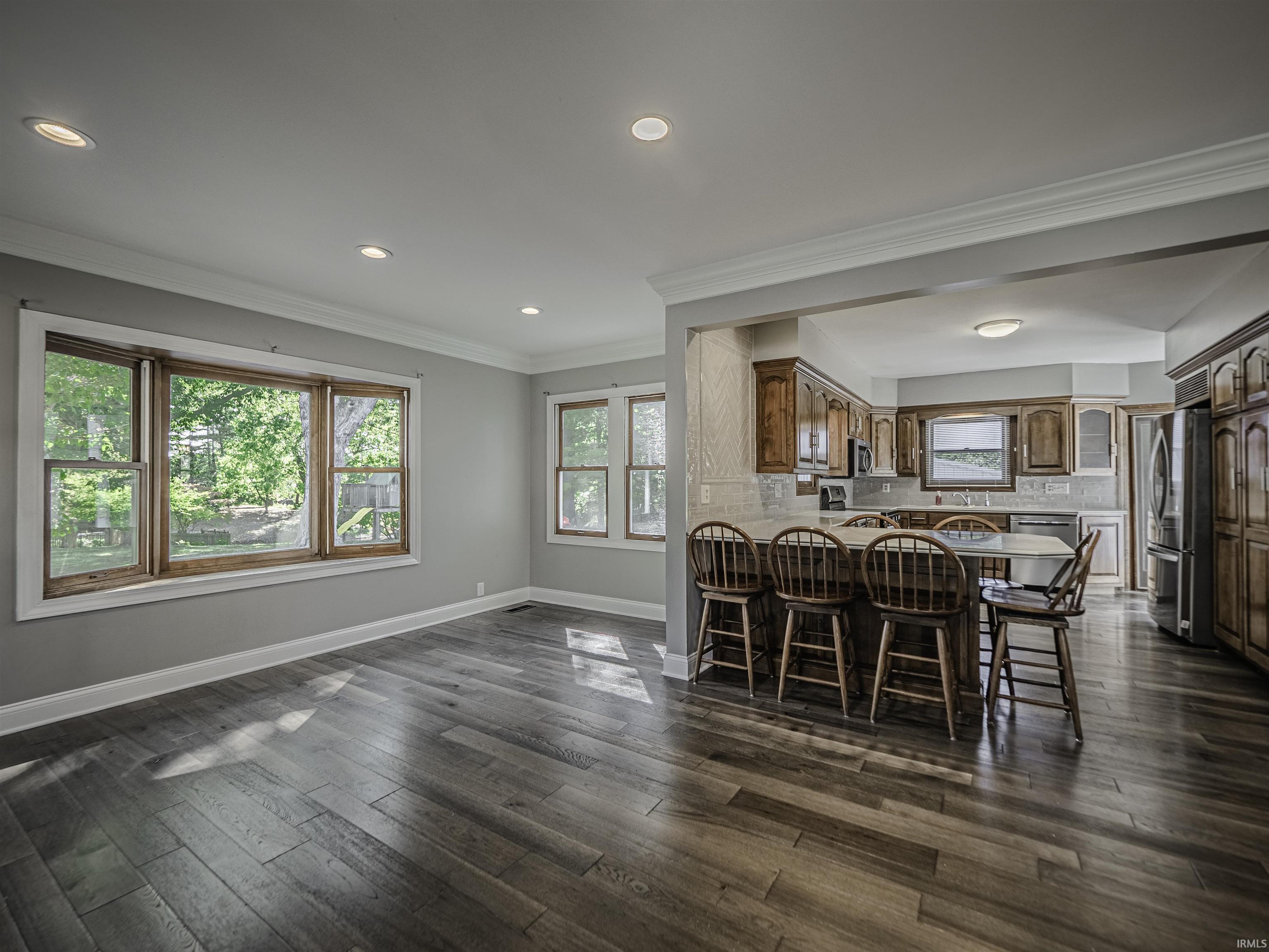 2722 North Red Bank Road Evansville, IN 47720 - Photo 8 of 36 Gallery Image 8