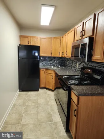 $1,189 | 76 Lark Circle, York, PA 17404
