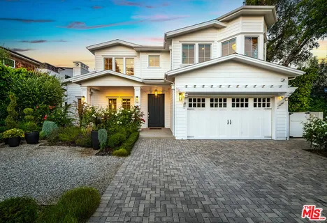 $4,095,000 | 4402 Ledge Avenue, Toluca Lake, CA 91602