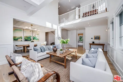 $4,095,000 | 4402 Ledge Avenue, Toluca Lake, CA 91602