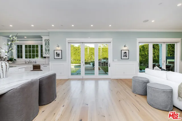 $4,095,000 | 4402 Ledge Avenue, Toluca Lake, CA 91602