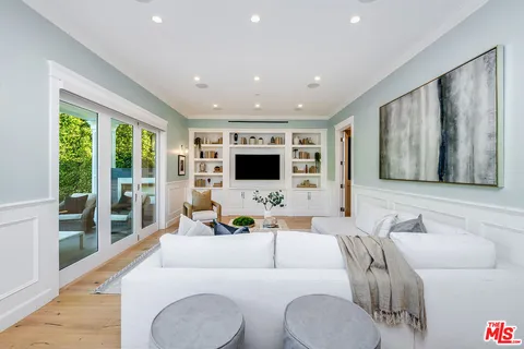 $4,095,000 | 4402 Ledge Avenue, Toluca Lake, CA 91602