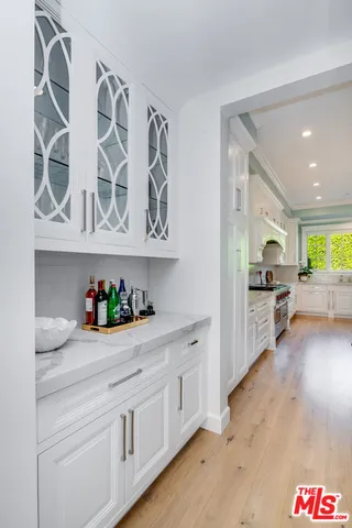 $4,095,000 | 4402 Ledge Avenue, Toluca Lake, CA 91602