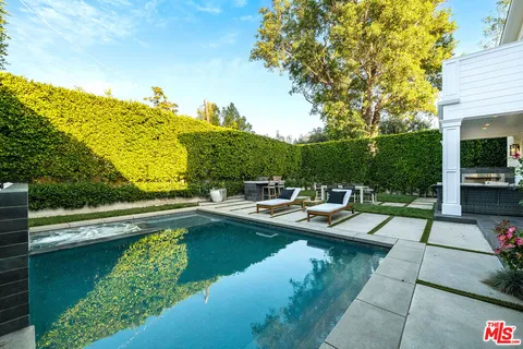 $4,095,000 | 4402 Ledge Avenue, Toluca Lake, CA 91602