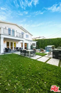 $4,095,000 | 4402 Ledge Avenue, Toluca Lake, CA 91602