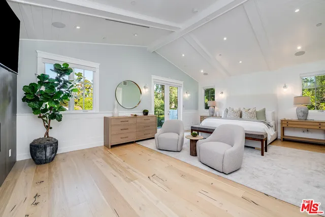 $4,095,000 | 4402 Ledge Avenue, Toluca Lake, CA 91602