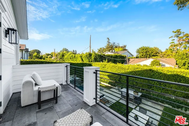 $4,095,000 | 4402 Ledge Avenue, Toluca Lake, CA 91602