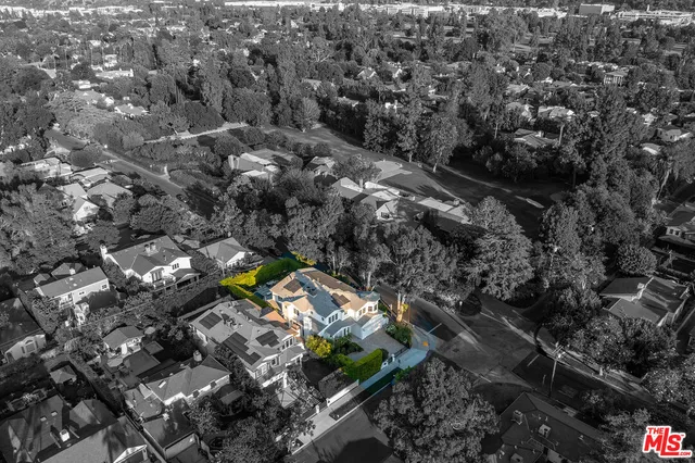 $4,095,000 | 4402 Ledge Avenue, Toluca Lake, CA 91602