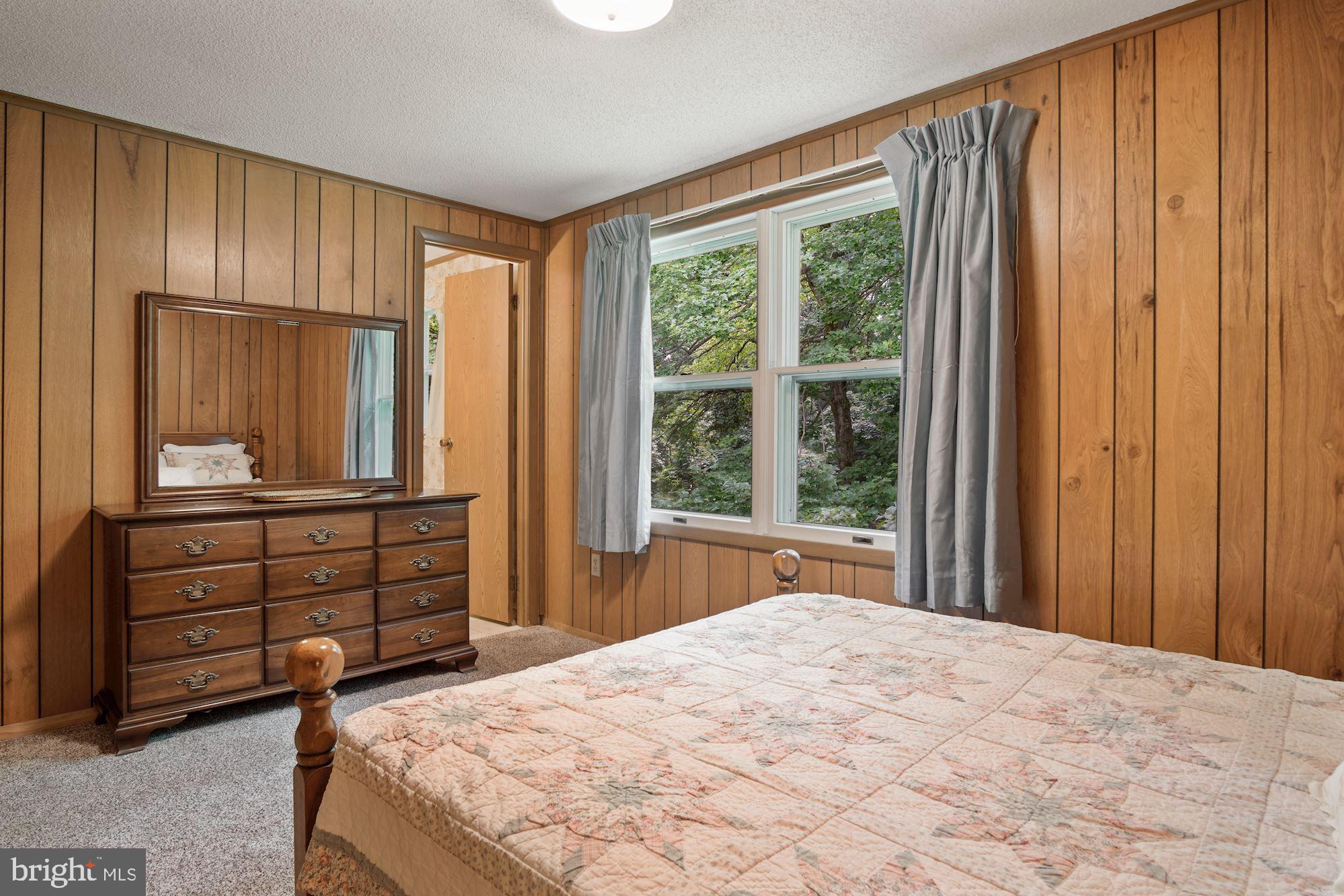1437 Harding Lane Silver Spring, MD 20905 - Photo 13 of 25