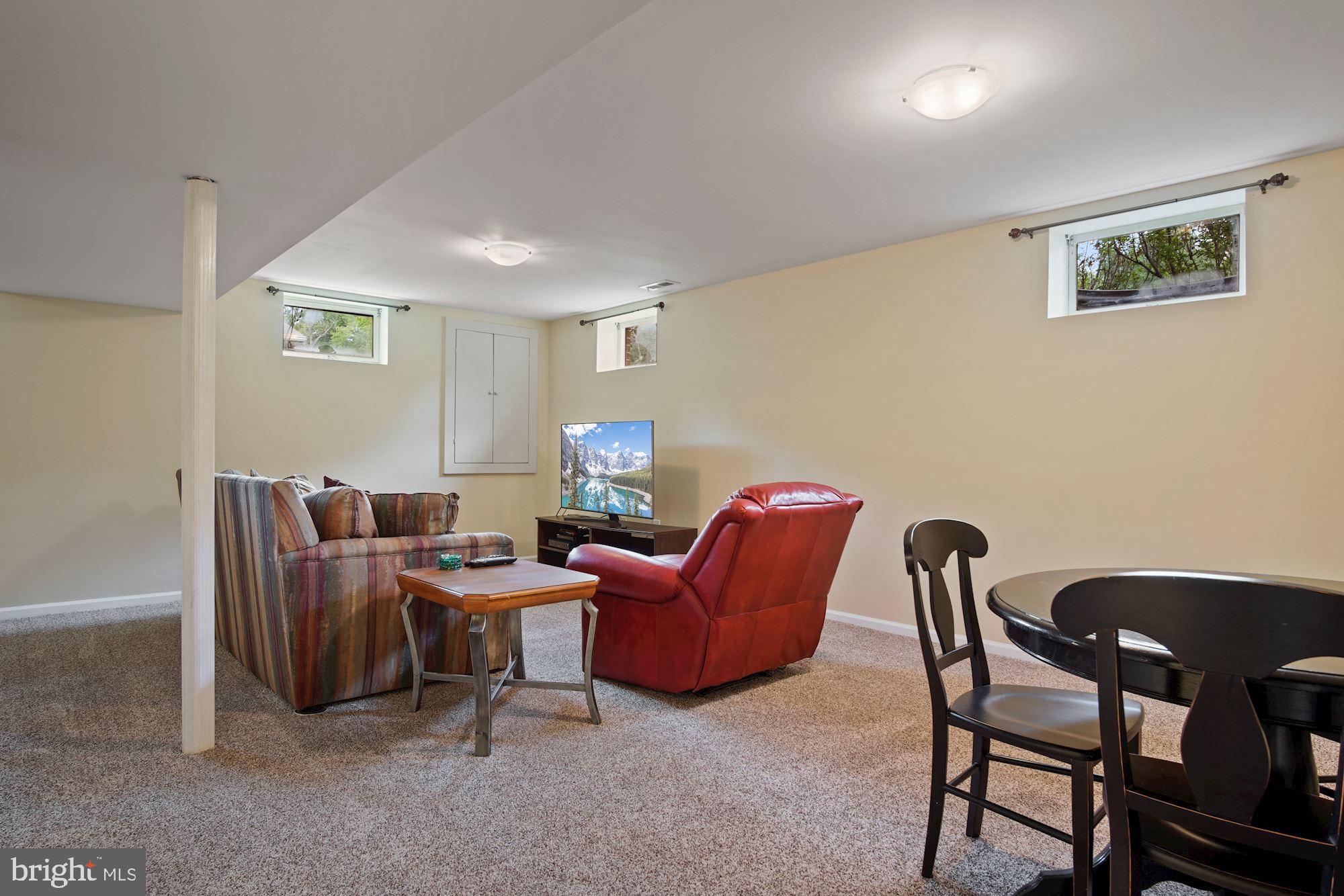 1437 Harding Lane Silver Spring, MD 20905 - Photo 18 of 25