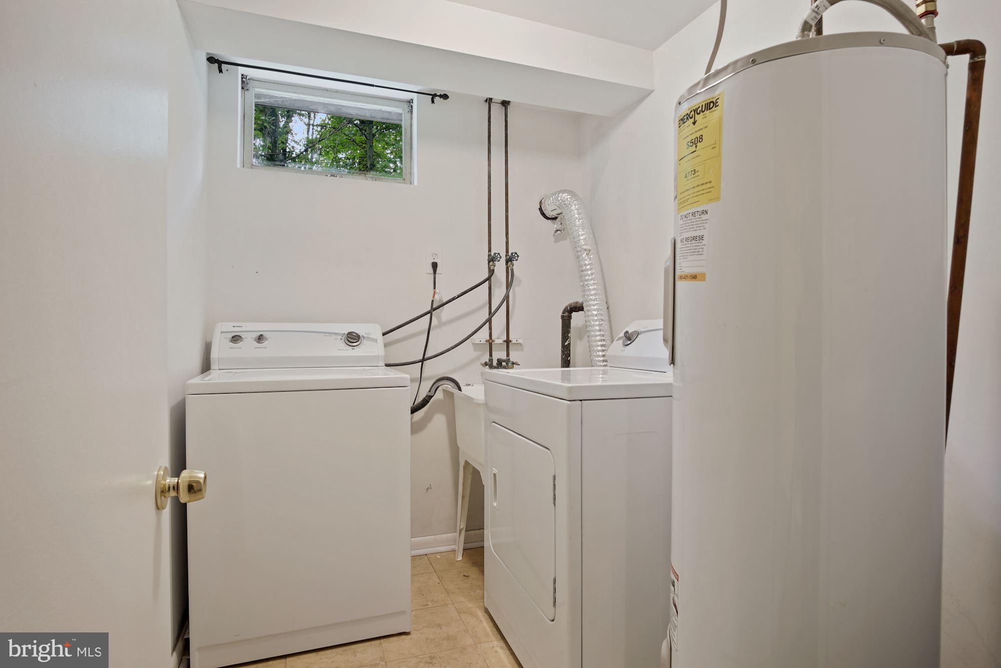 1437 Harding Lane Silver Spring, MD 20905 - Photo 21 of 25