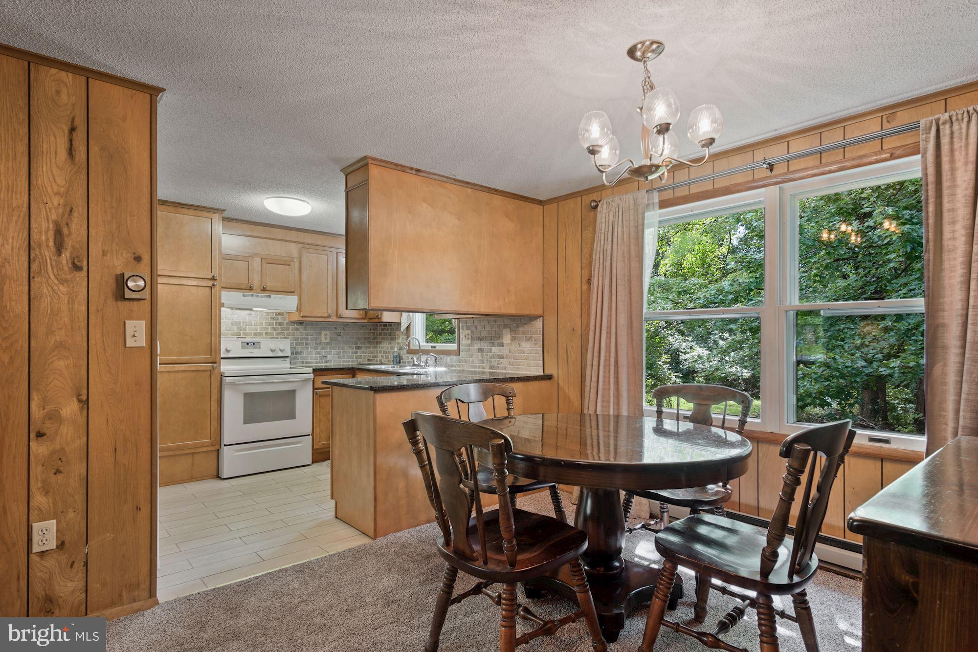 1437 Harding Lane Silver Spring, MD 20905 - Photo 8 of 25