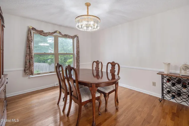 $520,000 | 228 Vincenza Lane, Guilderland, NY 12303